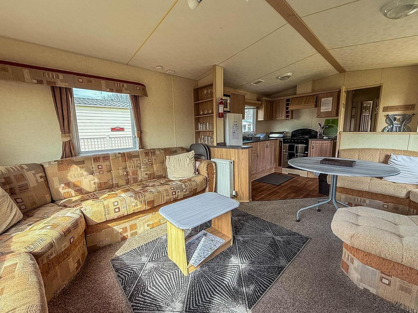 Spacious 8 Berth Caravan At Southview Holiday Park Near Skegness Ref 33018Ml 외부 사진